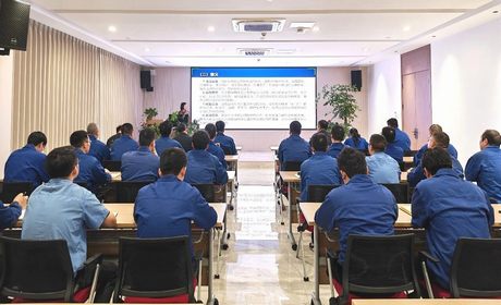 以法为基 向绿而行｜乐鱼官方站页面登录入口举办《生态环境法典》专题培训